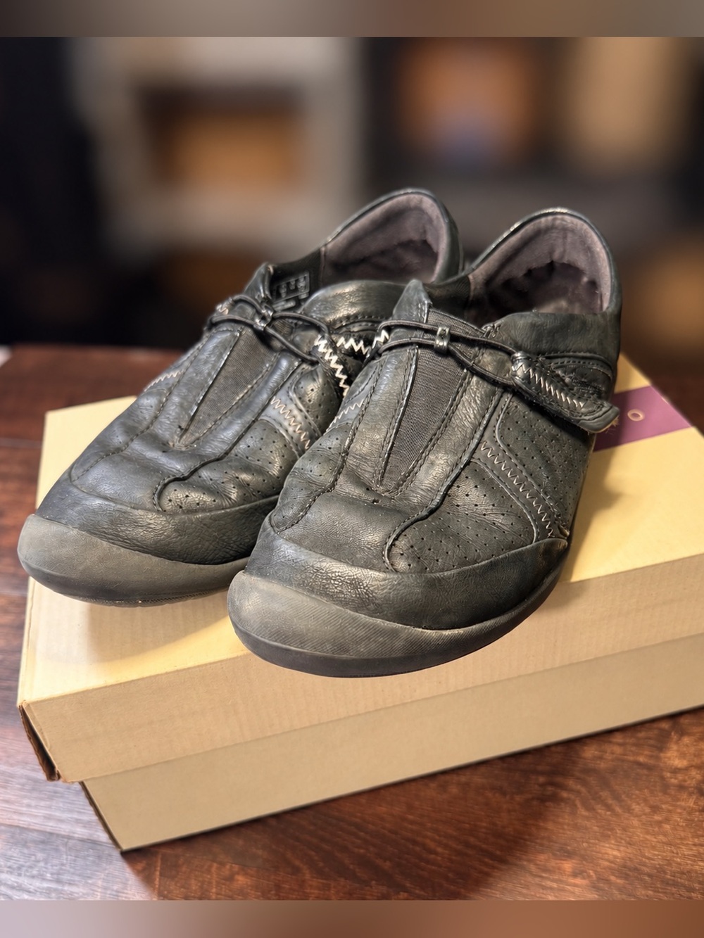Clarks Privo Womens Size 9.5 M Black Slip On Comfort Walking Shoes